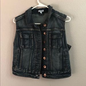 Dark wash denim jacket NWOT